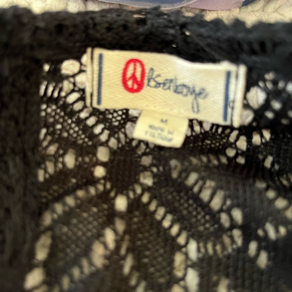 OLSENBOYE black lace top - Picture 7 of 7